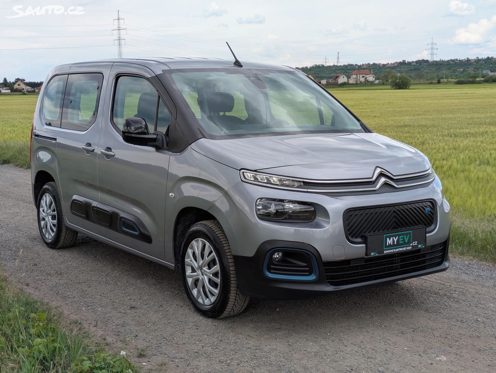 Citroën Berlingo, 50kWh FEEL ZÁRUKA, TZ, SOH 95% – fotografie 1 z 18