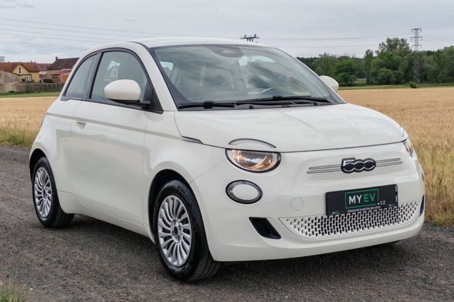 Fiat 500E, 24 kWh, ICON ZÁRUKA SOH 95%
