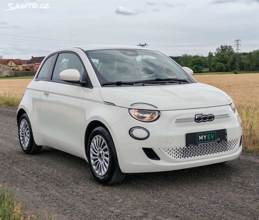 Fiat 500E, 24 kWh, ICON ZÁRUKA SOH 95% – fotografie 1 z 18