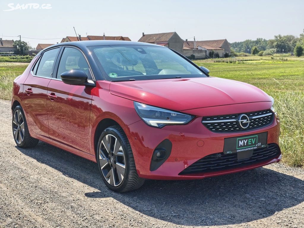 Opel Corsa, 50kWh, ZÁRUKA CCS LED SOH 93% – fotografie 1 z 21