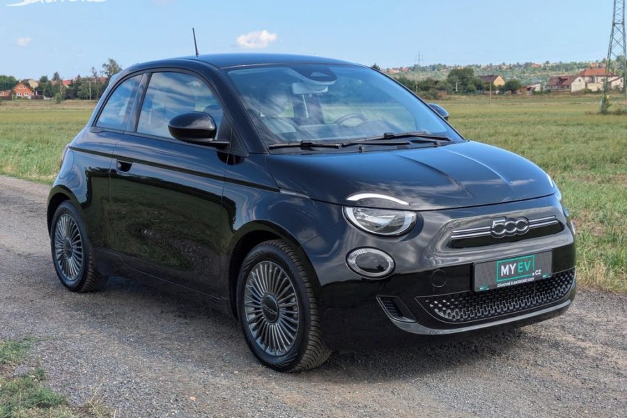 Fiat 500E, 42 kWh, ICON ZÁRUKA SOH 91%